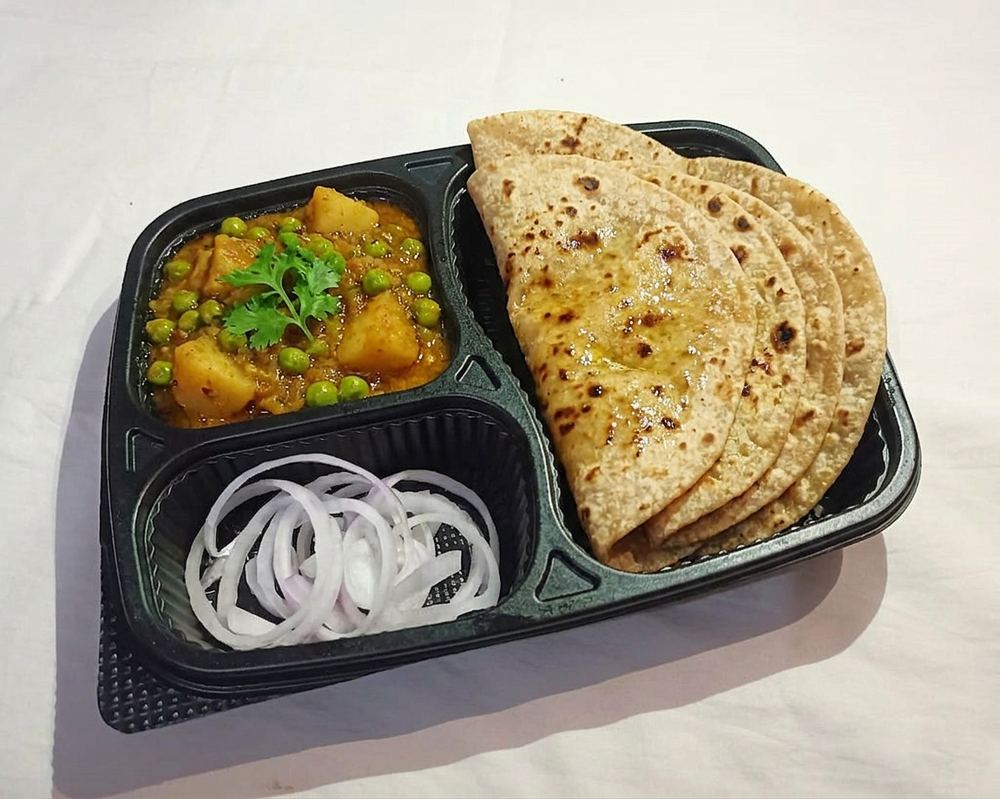 Aloo Matar Roti